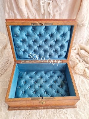 画像2: アンティーククッション付きボックス