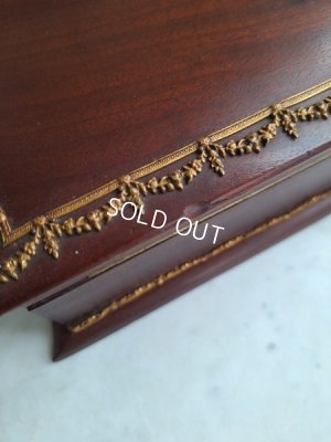 画像16: ローズガーランド装飾ハンドグローブボックス