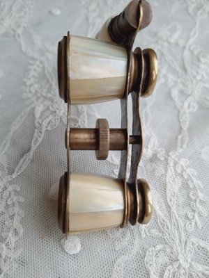 画像11: マザーオブパールオペラグラス