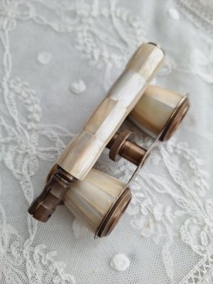 画像8: マザーオブパールオペラグラス