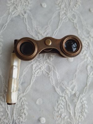 画像13: マザーオブパールオペラグラス