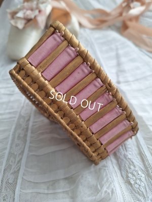 画像11: アンティークリボン装飾バスケット