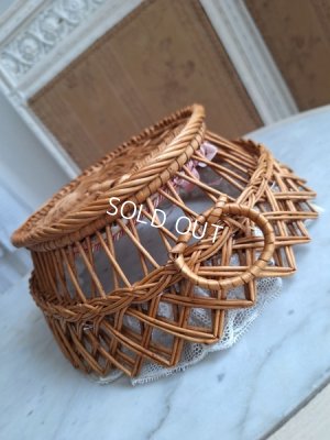 画像13: アンティーク花かご柄バスケット