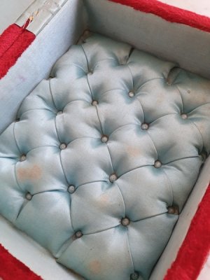 画像5: アンティーククッション付ボックス