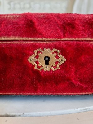 画像7: アンティーククッション付ボックス