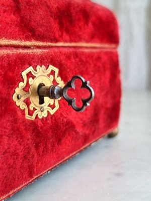 画像6: アンティーククッション付ボックス