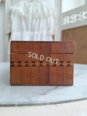 画像17: アンティークツバメ木箱