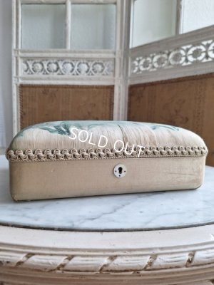 画像13: アンティークシルクボックス