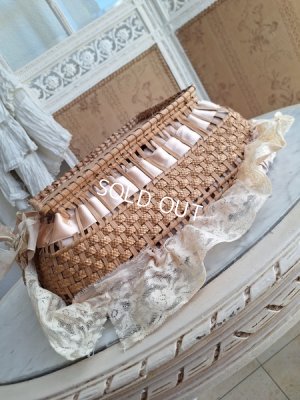 画像10: アンティークレース装飾バスケット