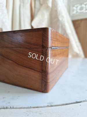 画像19: モシュリンヌクッション付スズラン柄ボックス