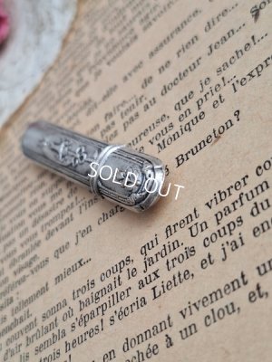 画像10: アンティーク花かごレリーフニードルケース