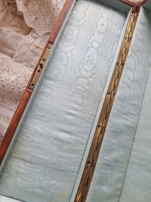 画像9: アンティークハンドグローブボックス