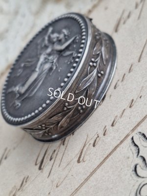 画像5: アンティーク天使レリーフケース