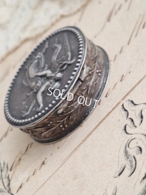 画像12: アンティーク天使レリーフケース