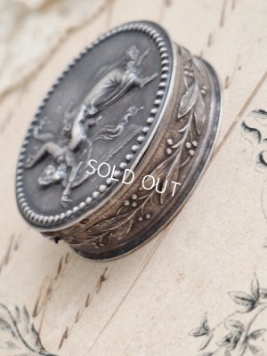 画像14: アンティーク天使レリーフケース