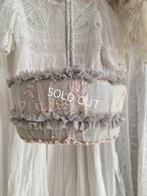 画像10: アンティークレースパニエ