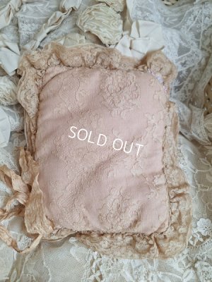 画像8: アンティークレースクッション