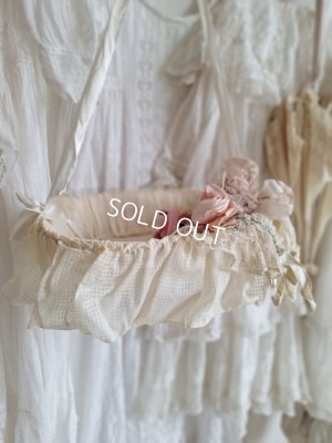weddinggirlbasket