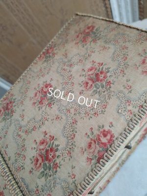 画像8: ローズ柄カルトナージュソーイングボックス