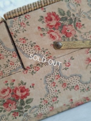 画像20: ローズ柄カルトナージュソーイングボックス