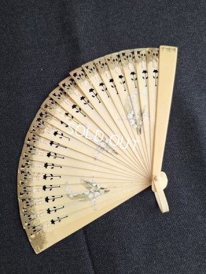 画像2: すずらん柄セルロイド扇子