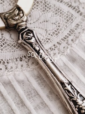 画像13: アンティークマザーパールラトル