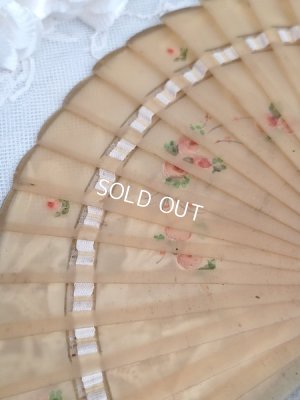 画像15: アンティークローズ手描きセルロイド扇子