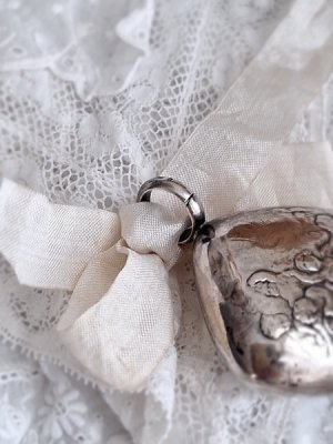 画像4: アンティーク天使のガラガラ