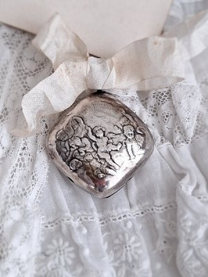 画像5: アンティーク天使のガラガラ