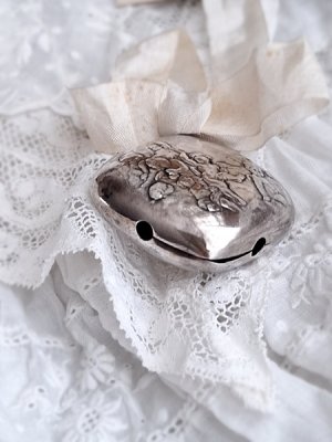 画像7: アンティーク天使のガラガラ