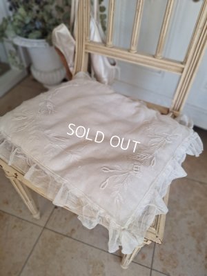 画像2: アンティークレースクッション