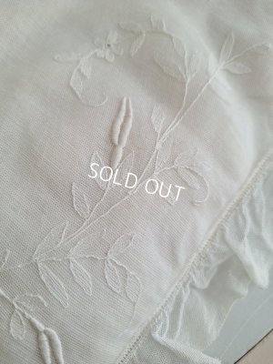 画像9: アンティークレースクッション