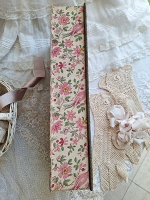 画像4: アンティークカルトナージュボックス