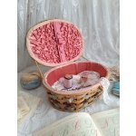 画像: ピンククッション付ソーイングバスケット