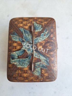 画像10: リボン柄ブリキバスケット