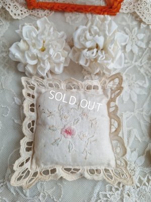 画像16: リボン装飾ガラスケース