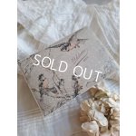 画像: ツバメ柄アンティーク紙箱