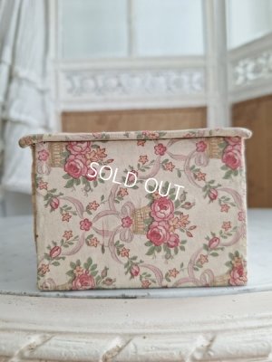 画像4: アンティーク花かご柄カルトナージュボックス