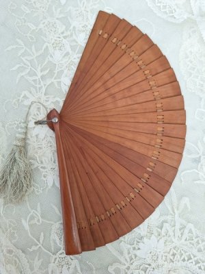 画像12: 花かご柄扇子