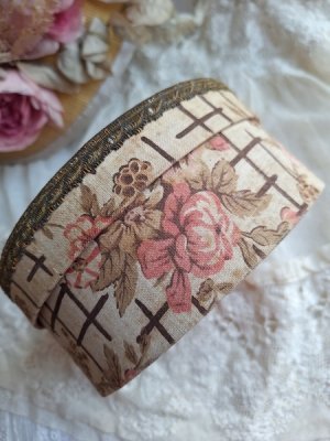 画像3: 花柄カルトナージュボックス