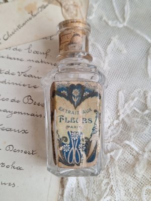 画像2: Féret Parfumeurスタンド付香水瓶