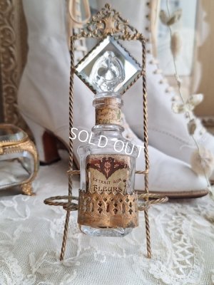 antiqueperfumebottle