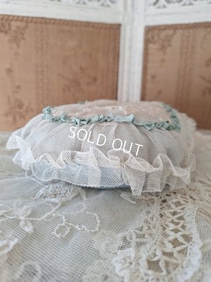 画像6: アンティークレースクッション
