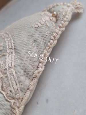 画像14: アンティークレースクッション