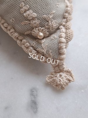 画像4: アンティークレースクッション