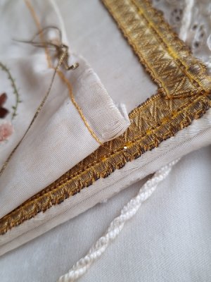 画像14: 刺繍のミサ典書ポーチ