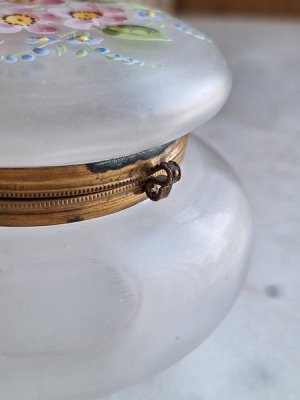 画像5: アンティークガラスパウダージャー