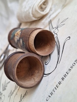 画像9: パンジー柄ボビンケース