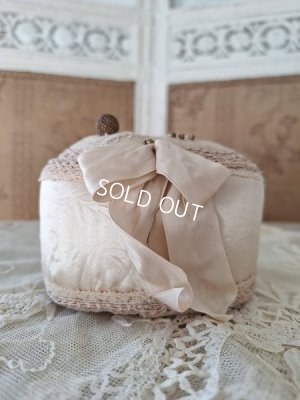 画像8: アンティークレースピンクッション　