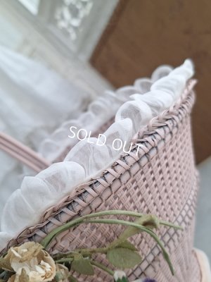 画像11: 布花付ピンクバスケット